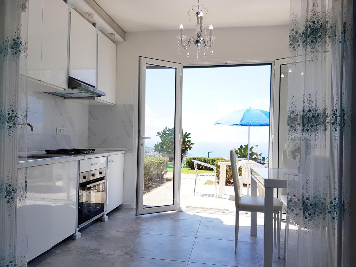 Blue Diamond Apartamento Parghelia Exterior foto