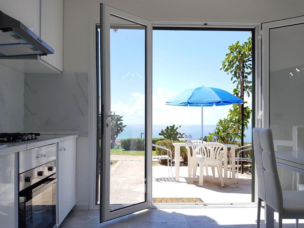 Blue Diamond Apartamento Parghelia Exterior foto