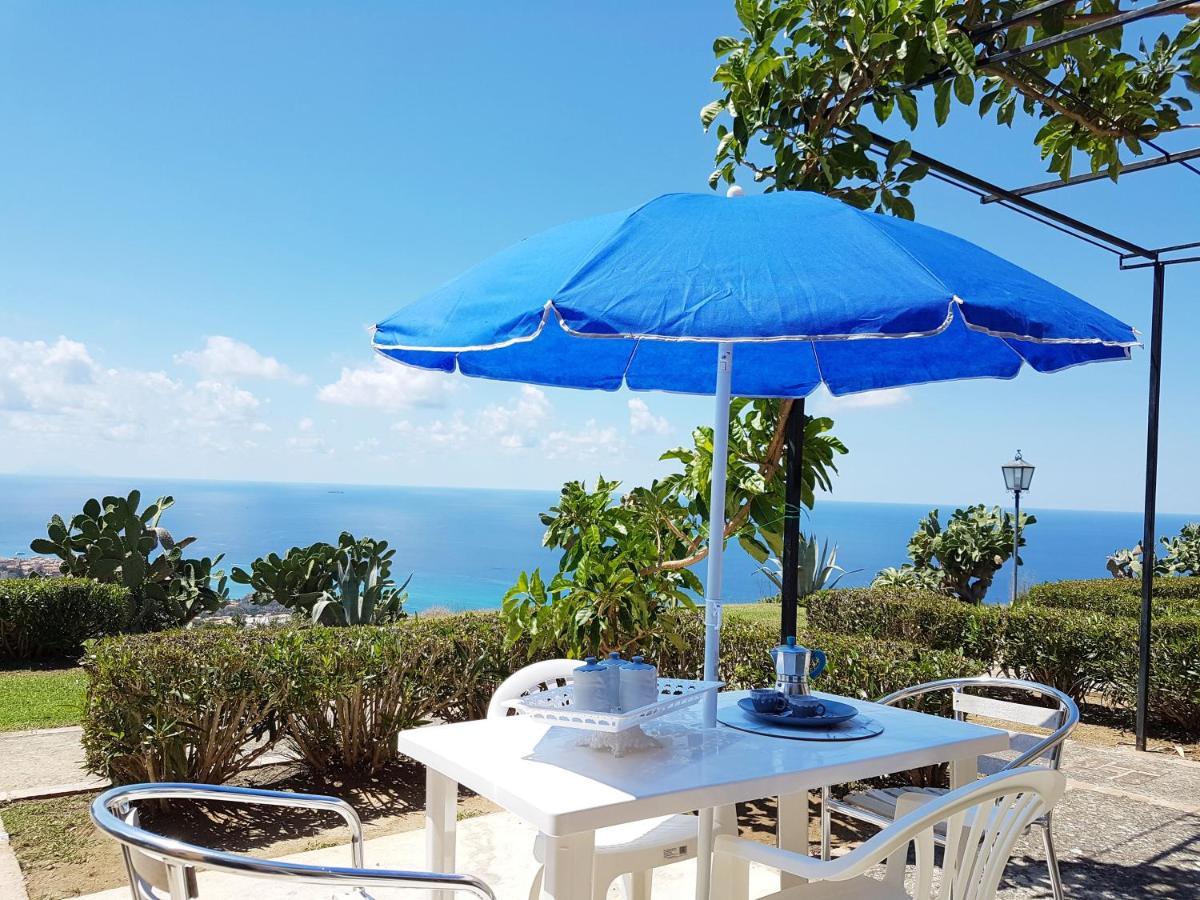 Blue Diamond Apartamento Parghelia Exterior foto
