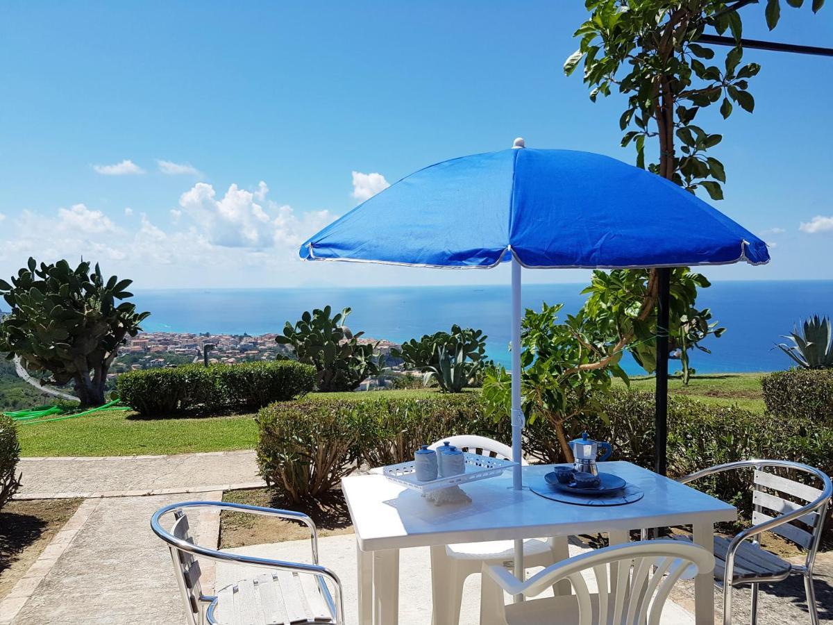 Blue Diamond Apartamento Parghelia Exterior foto