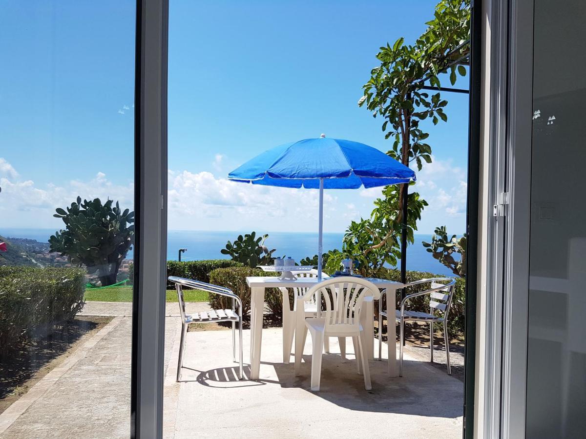 Blue Diamond Apartamento Parghelia Exterior foto
